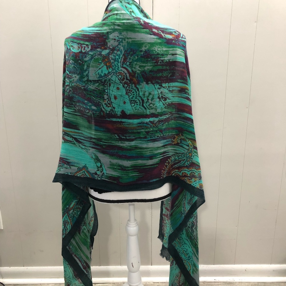 Lightweight Green Paisley Blanket Scarf/Wrap/Shawl - Picture 8 of 15